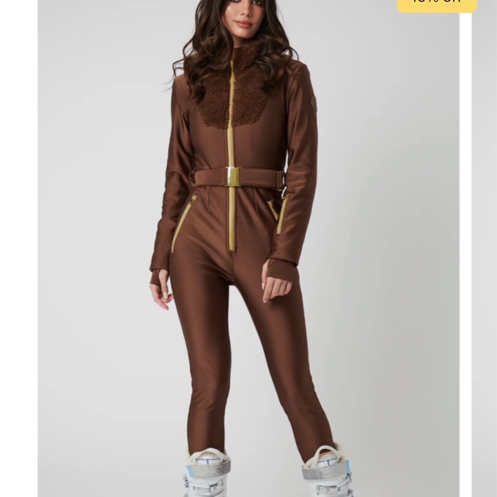 My Sunday ski brown Sherpa suit size small
Bag not included